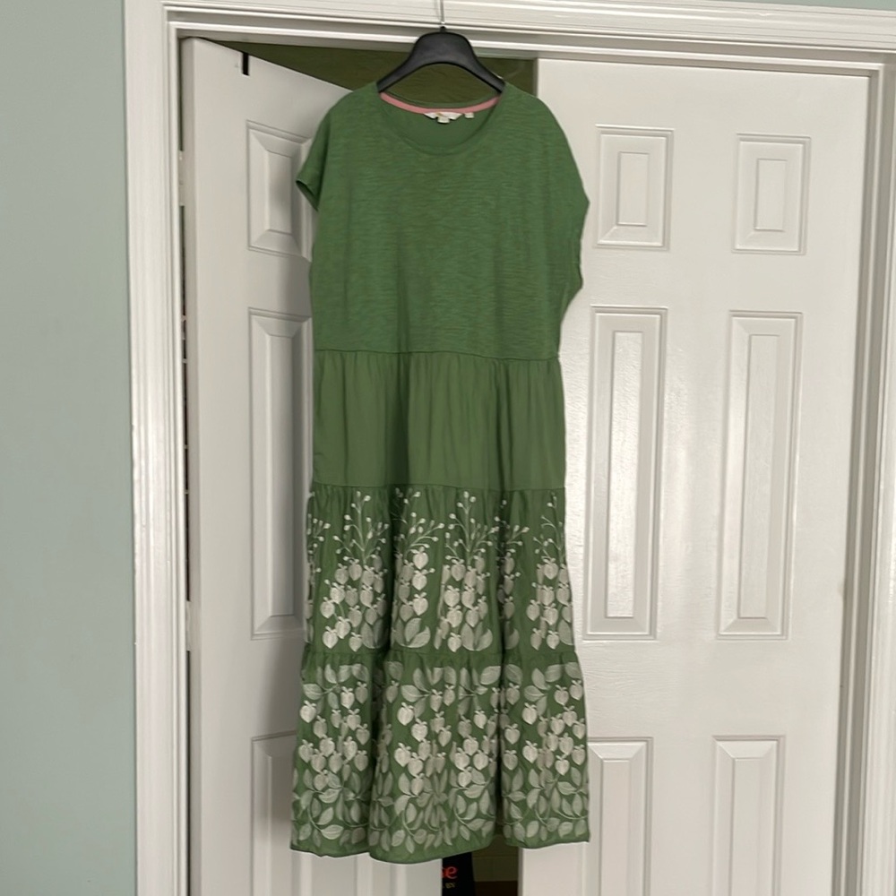 Boden Green Knit Dress with Silver Embroidery